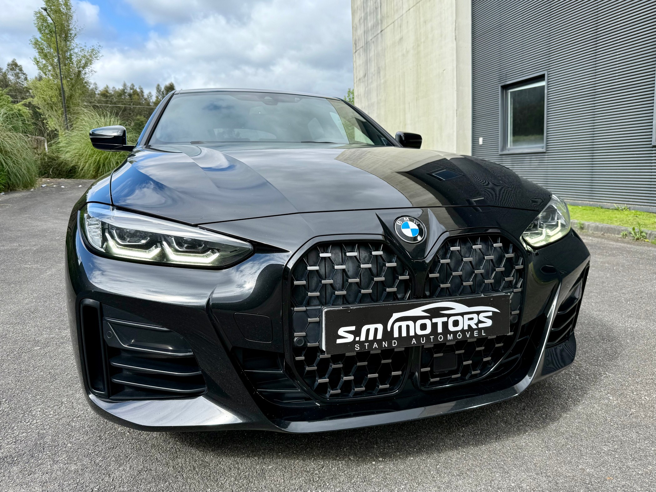 BMW