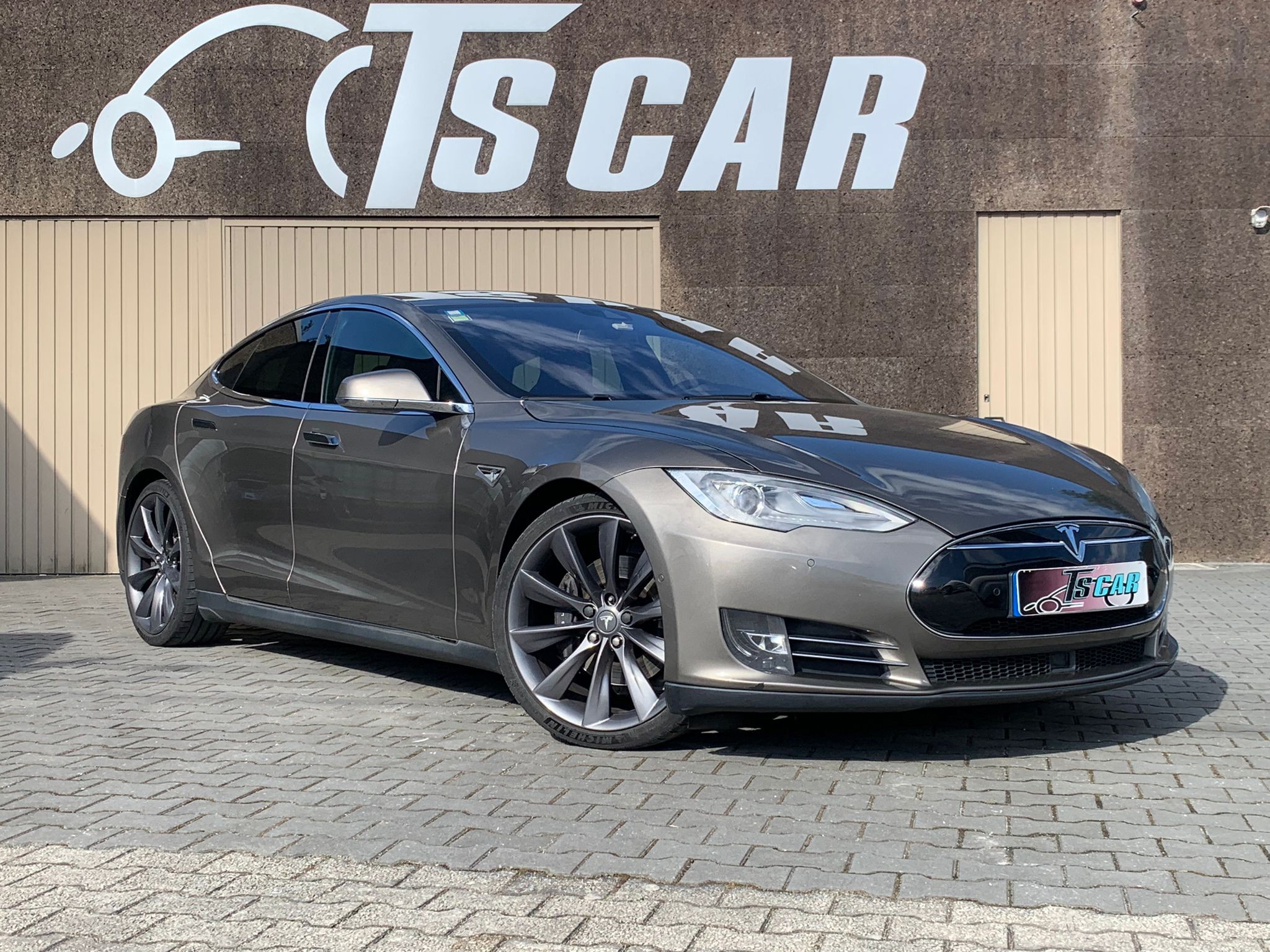 Tesla